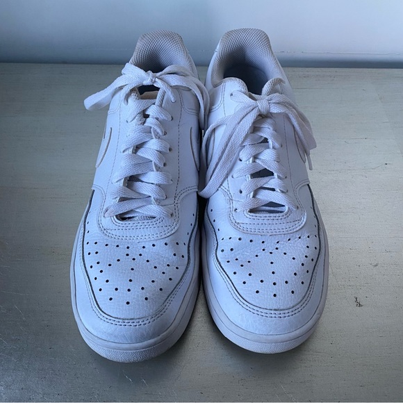 women’s nike court vision low (size 9.5w) - Picture 3 of 4